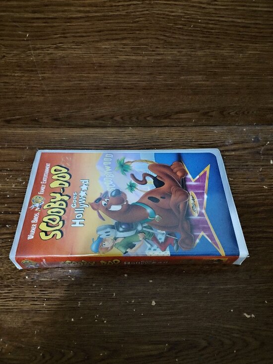 Scooby-Doo Goes Hollywood (VHS, 1997) w/ Clamshell Case - Picture 2 of 6